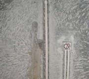廚房北陽(yáng)臺(tái)通向水管
